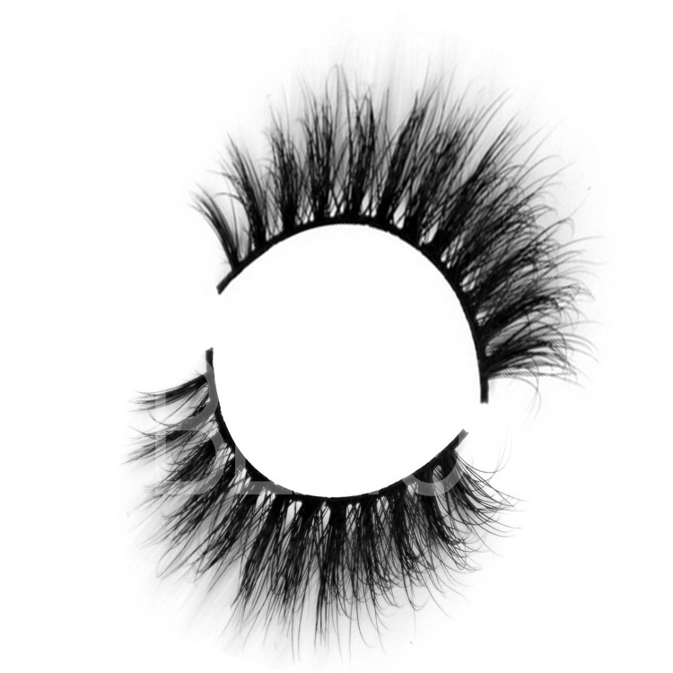 eyelash enhancer.jpg
